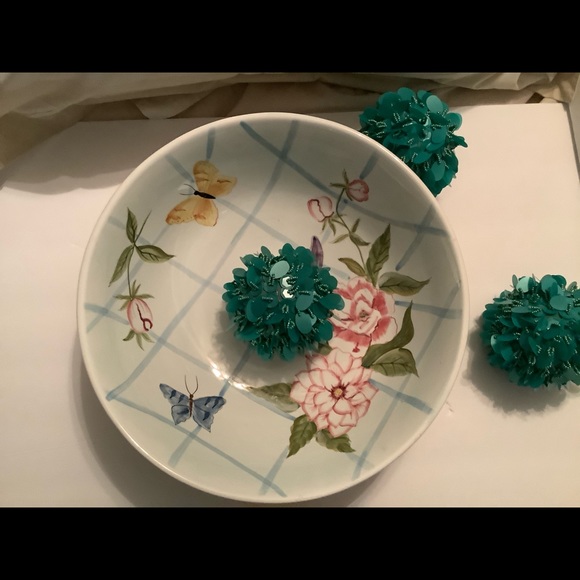 Zrike Serving Bowl - Picture 3 of 5